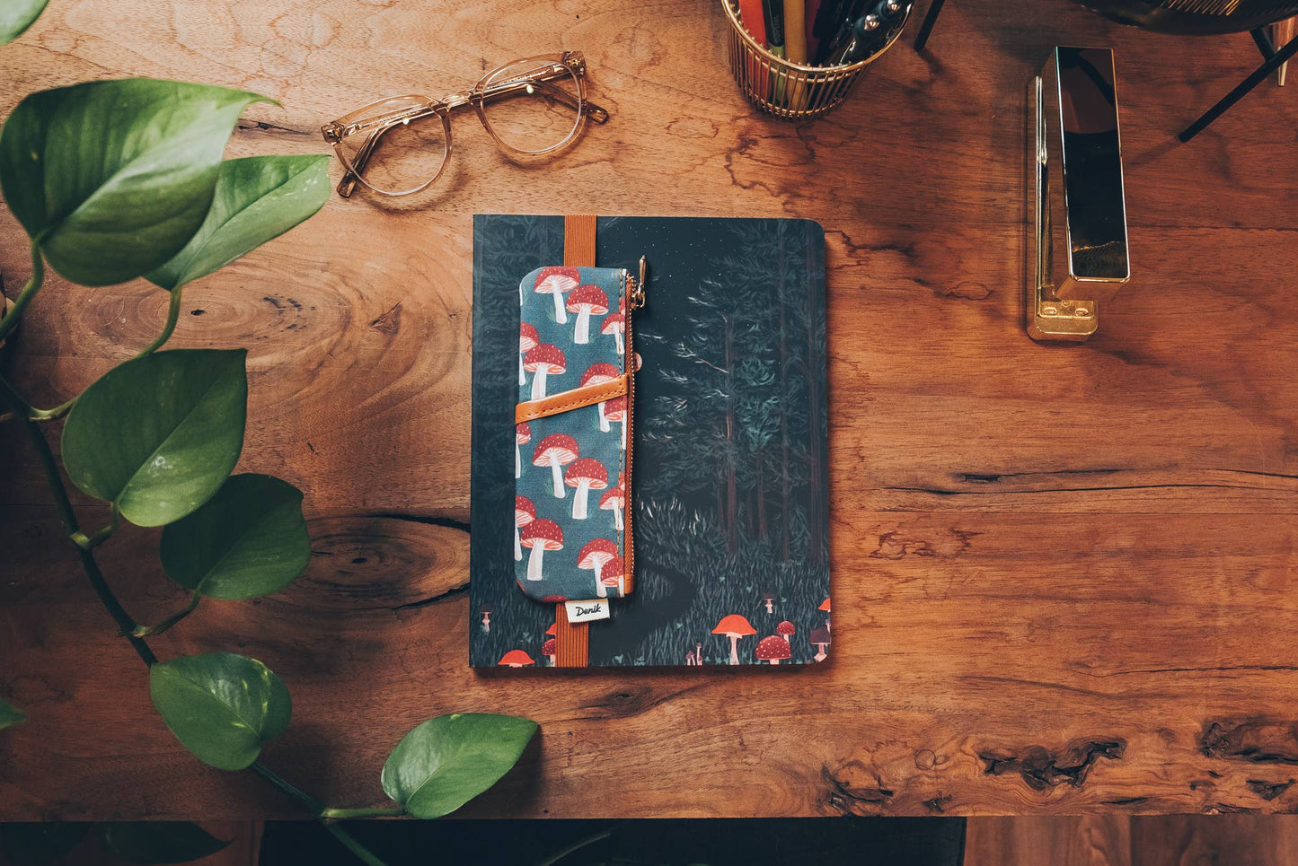 Notatbok Penal | Navy Mushroom