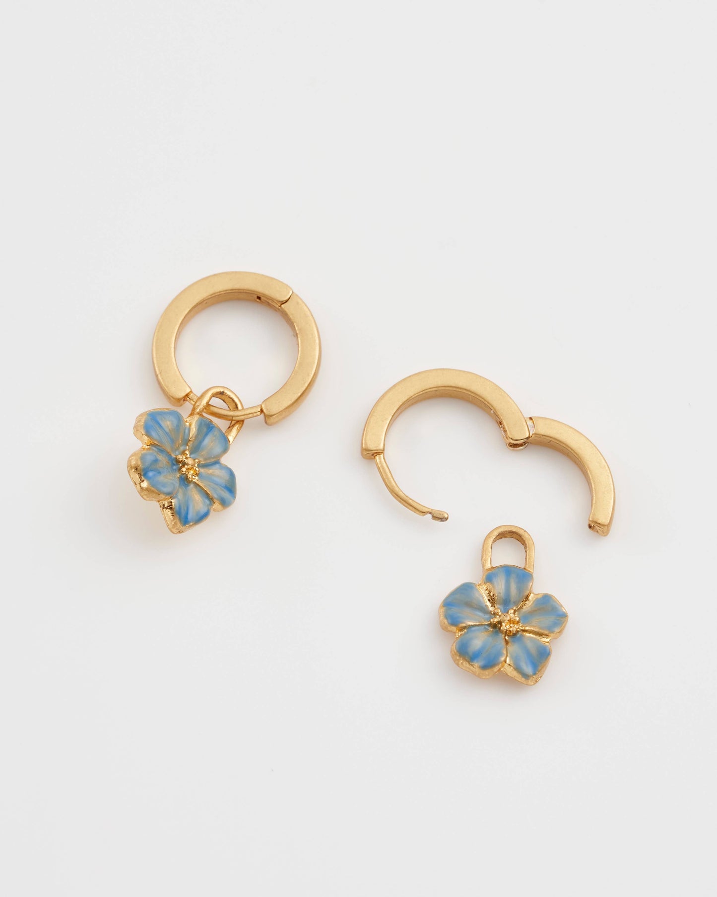 FABLE Forget Me Not Charm Huggies