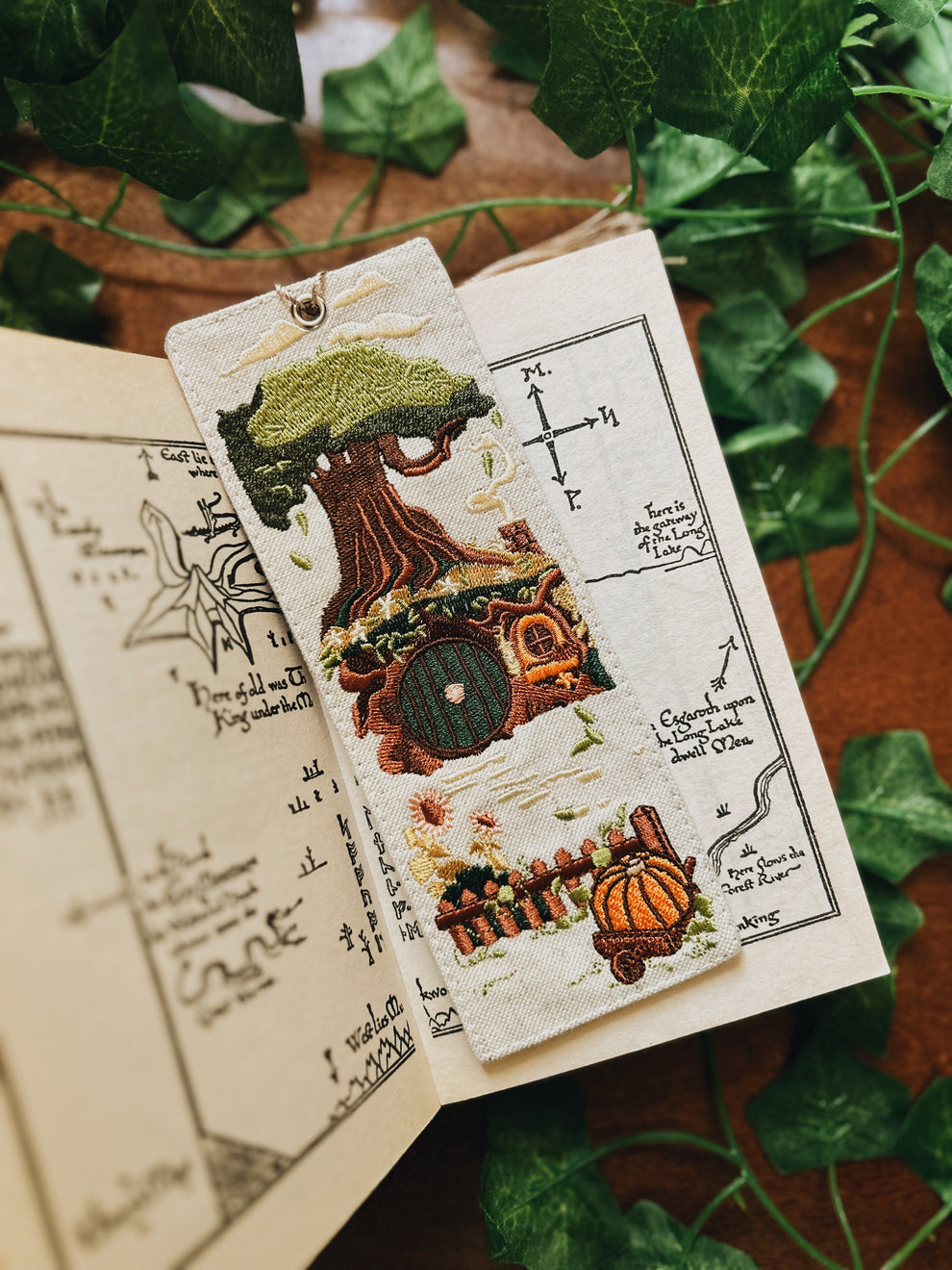 A Halfling's Life | Brodert Bokmerke