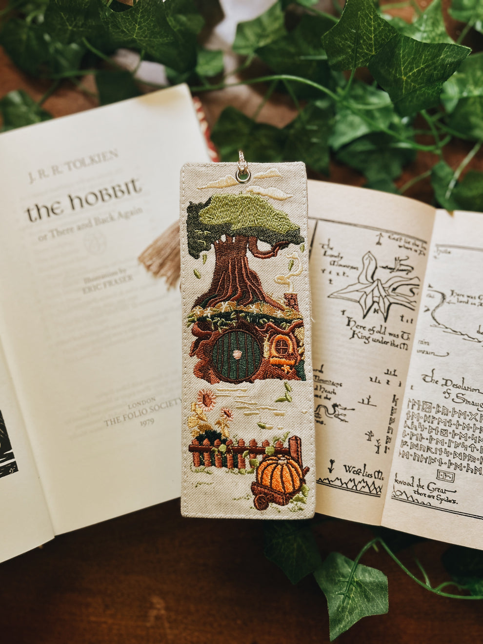 A Halfling's Life | Brodert Bokmerke