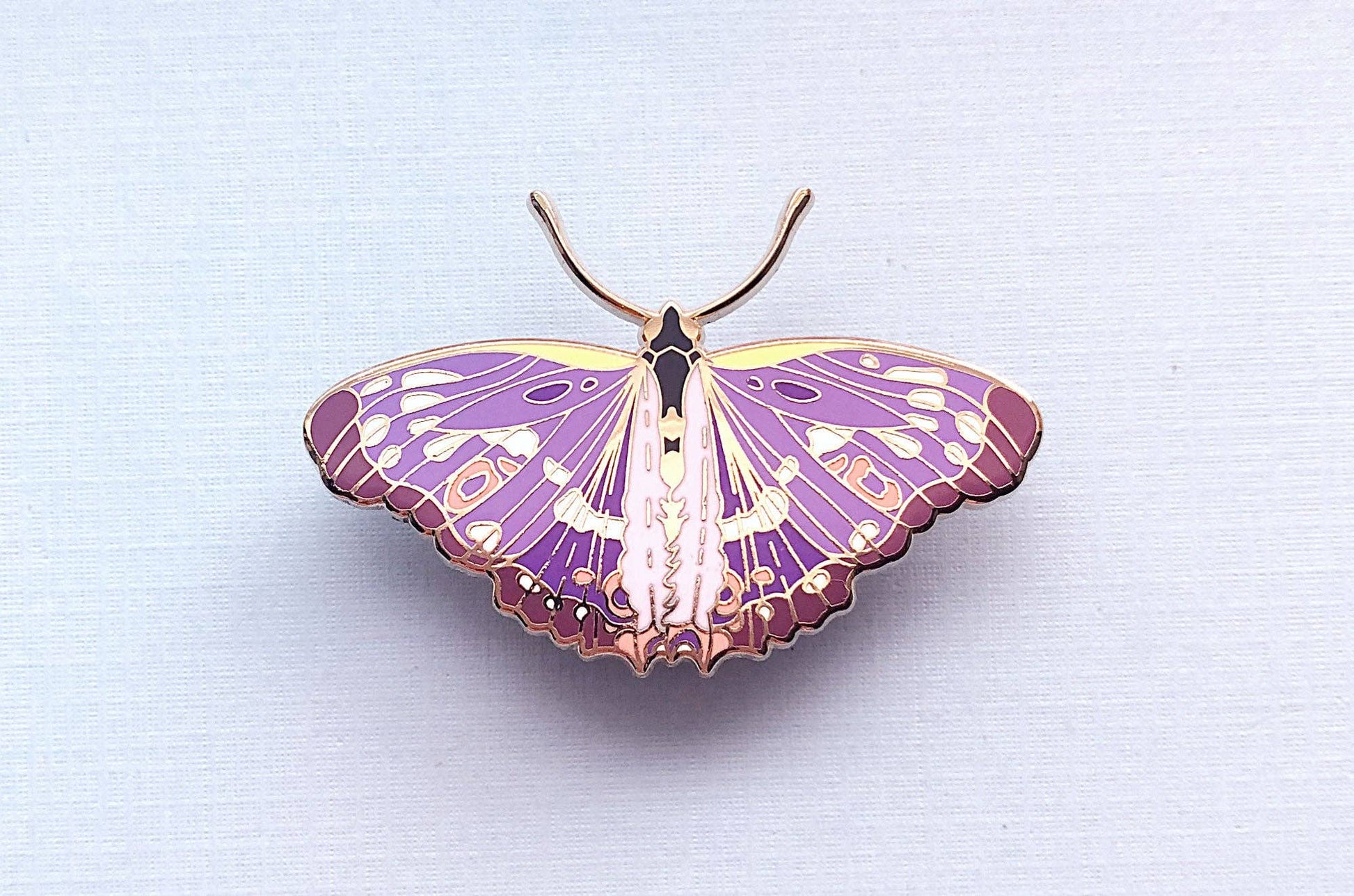 Emalje Pin | Lesser Purple Emperor Butterfly - Tea & Fables