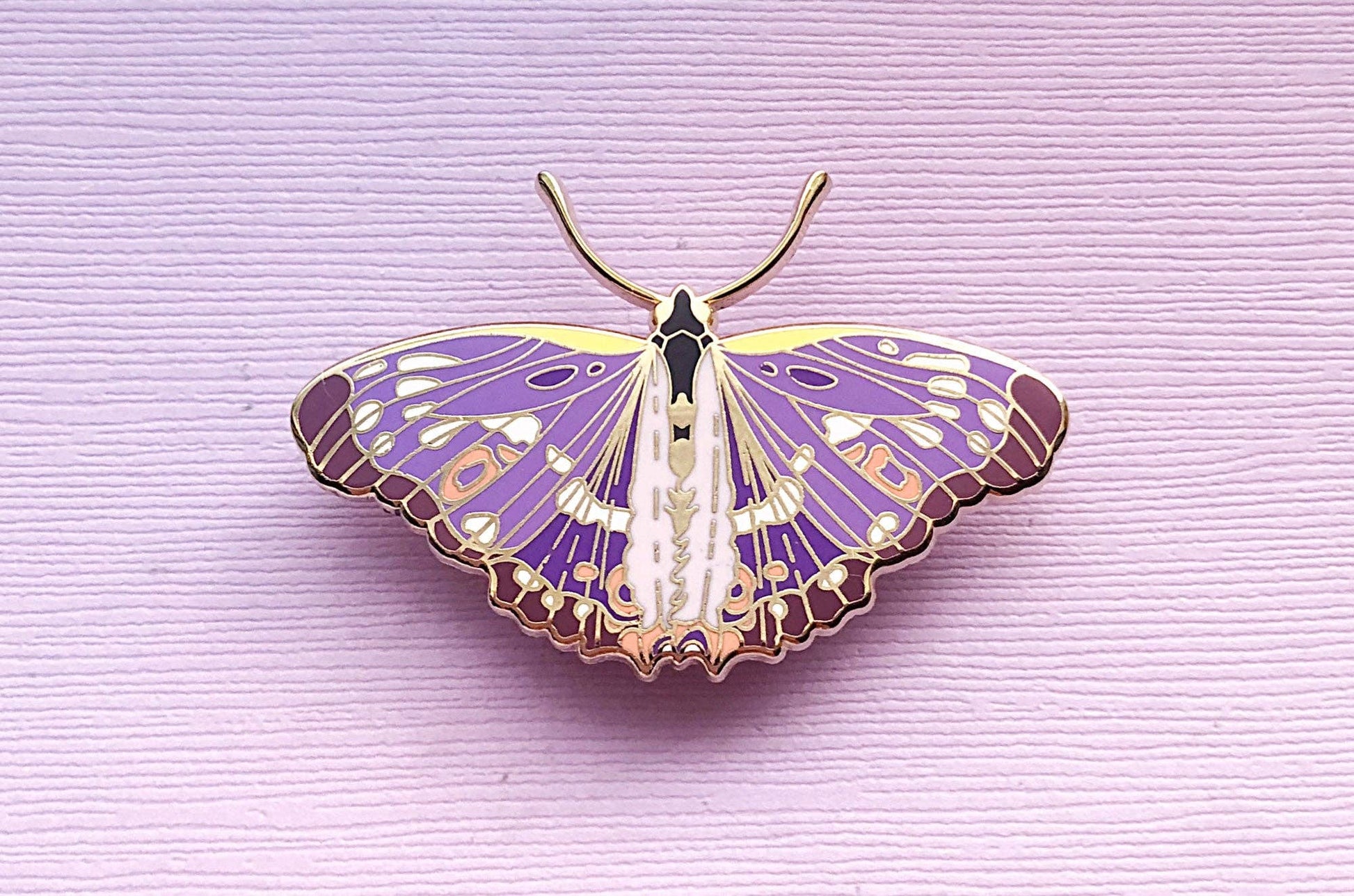 Emalje Pin | Lesser Purple Emperor Butterfly - Tea & Fables