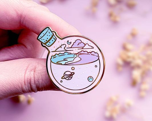 Emalje Pin | Space Sea Potion - Tea & Fables