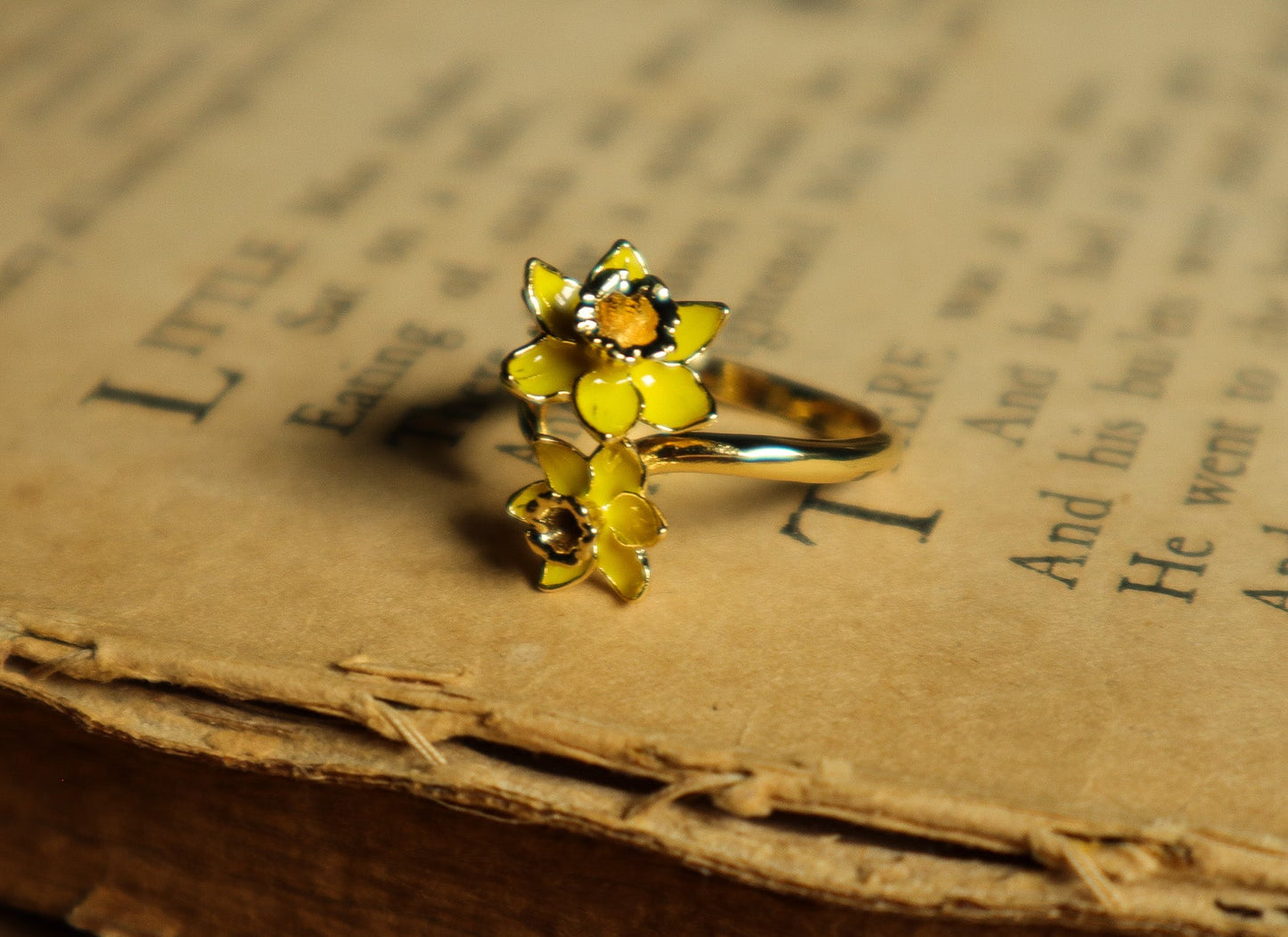 Daffodil Ring